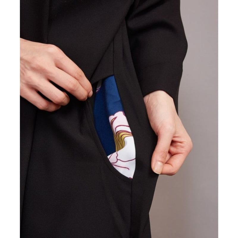 Robe Japonaise Moderne Noire – Image 7